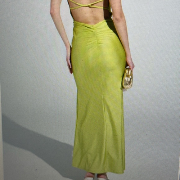 AKIRA maxi dress in olive medium. Romantic night out dress. - Picture 10 of 11